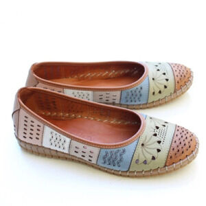 NWOT Spring Step Elancer flats